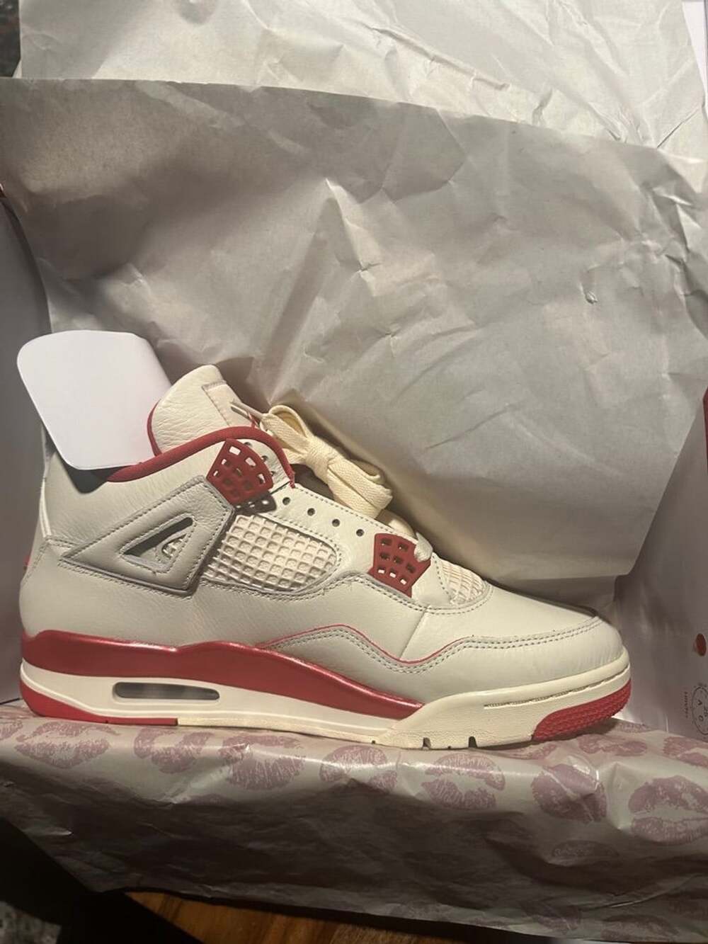 Jordan 4 Retro Size 10.5 valentine